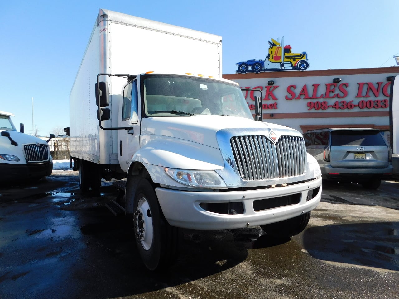 2019 INTERNATIONAL 4300 Box Van Truck #1 2019 INTERNATIONAL 4300 Box Van Truck #1
